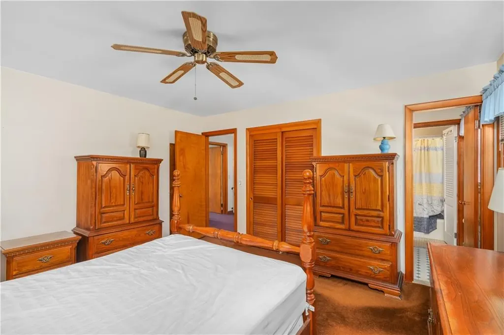 31 Harris Avenue Lincoln RI 02865