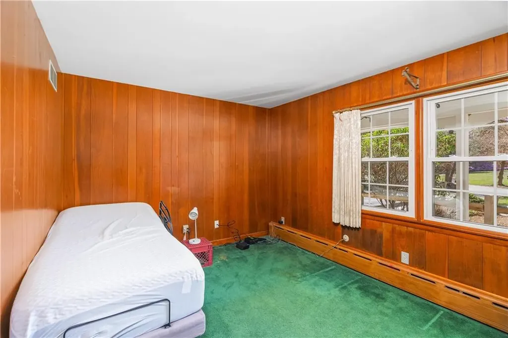 31 Harris Avenue Lincoln RI 02865