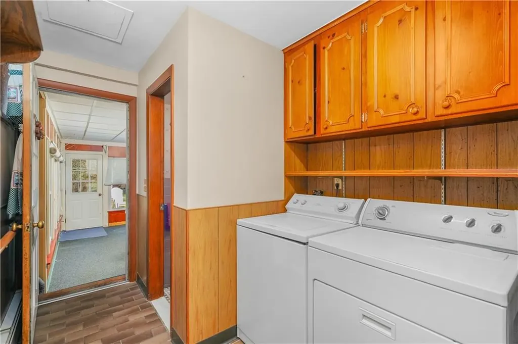 31 Harris Avenue Lincoln RI 02865