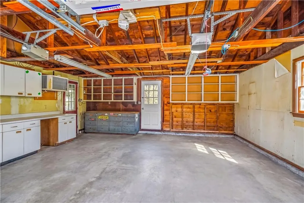 31 Harris Avenue Lincoln RI 02865