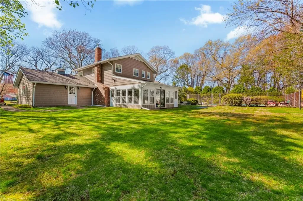 31 Harris Avenue Lincoln RI 02865