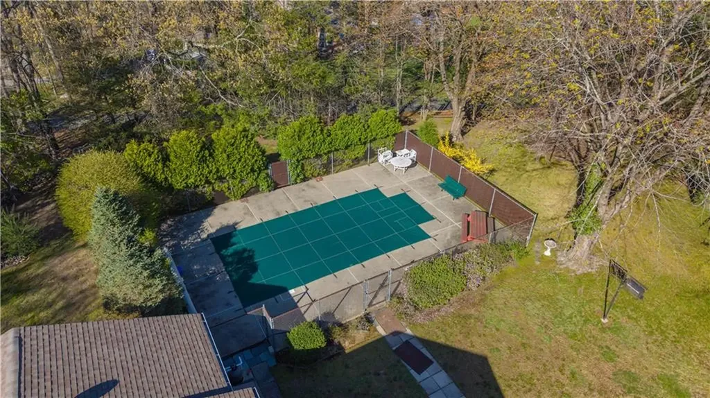 31 Harris Avenue Lincoln RI 02865