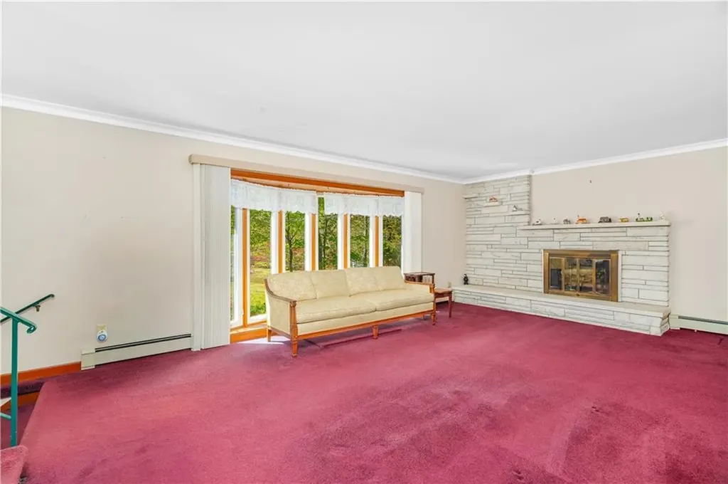 31 Harris Avenue Lincoln RI 02865