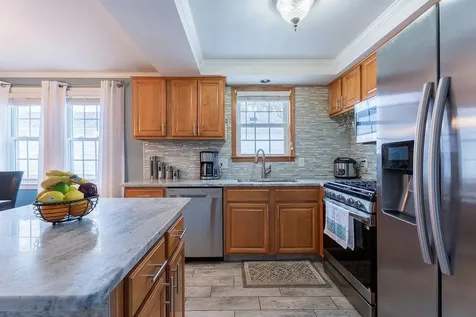 15 Homewood Avenue North Providence RI 02911