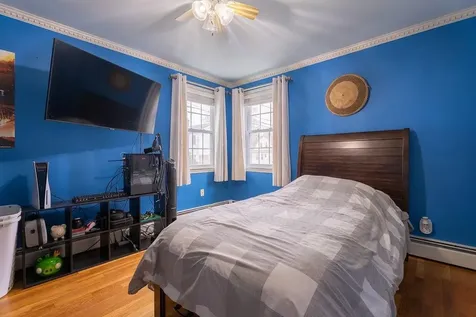 15 Homewood Avenue North Providence RI 02911