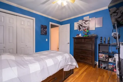 15 Homewood Avenue North Providence RI 02911