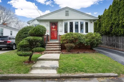 15 Homewood Avenue North Providence RI 02911