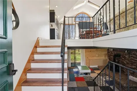 25 Daniel Drive Coventry RI 02816