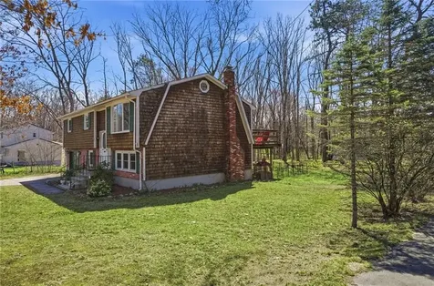 25 Daniel Drive Coventry RI 02816