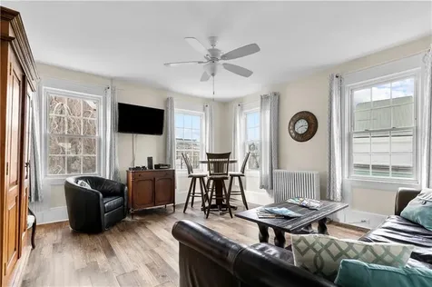 8 Franklin Street Newport RI 02840
