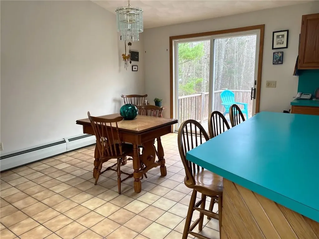 402 Weaver Hill Road West Greenwich RI 02817