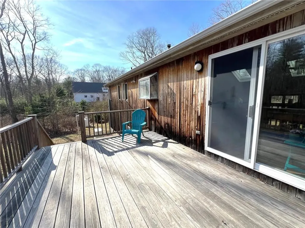 402 Weaver Hill Road West Greenwich RI 02817