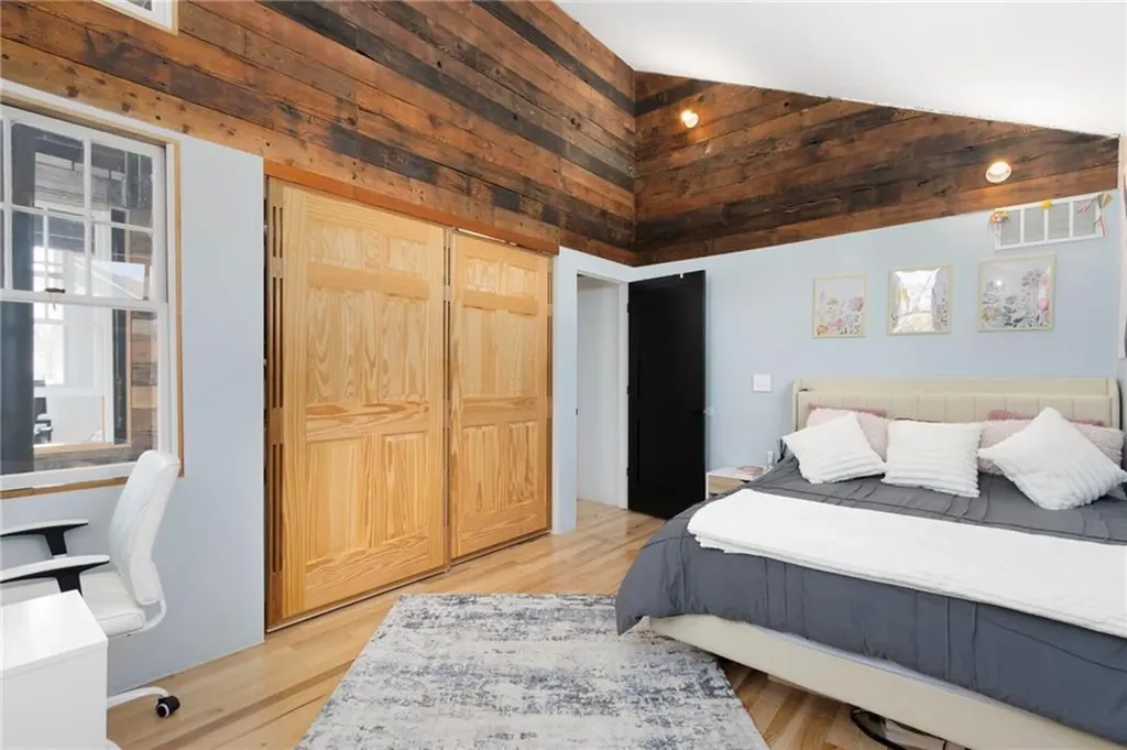 34 Boyce Avenue Barrington RI 02806