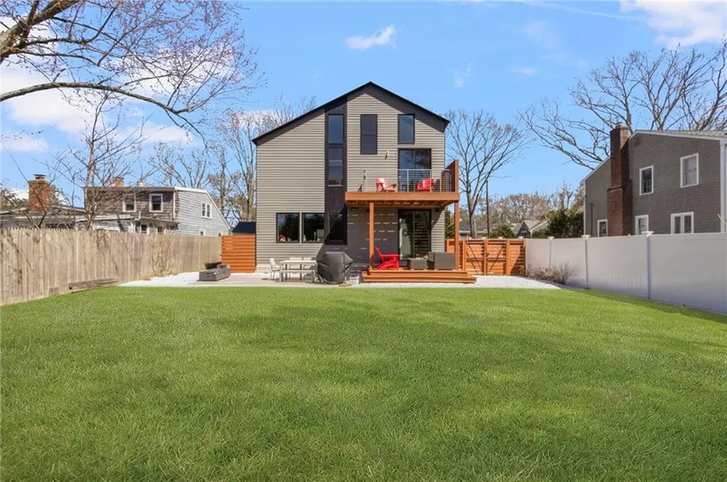 34 Boyce Avenue Barrington RI 02806