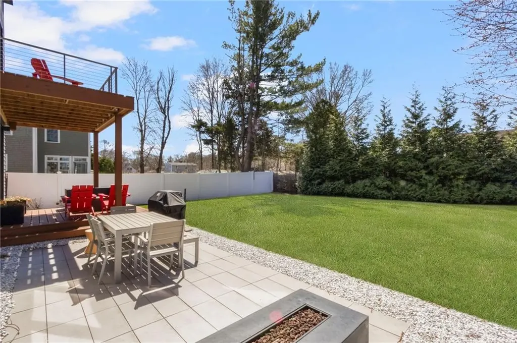 34 Boyce Avenue Barrington RI 02806