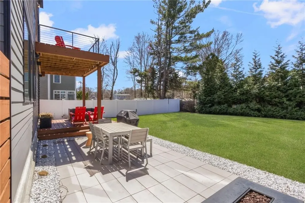 34 Boyce Avenue Barrington RI 02806
