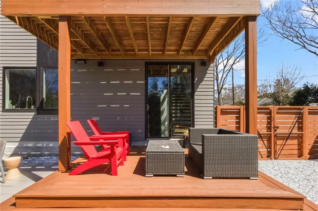 34 Boyce Avenue Barrington RI 02806