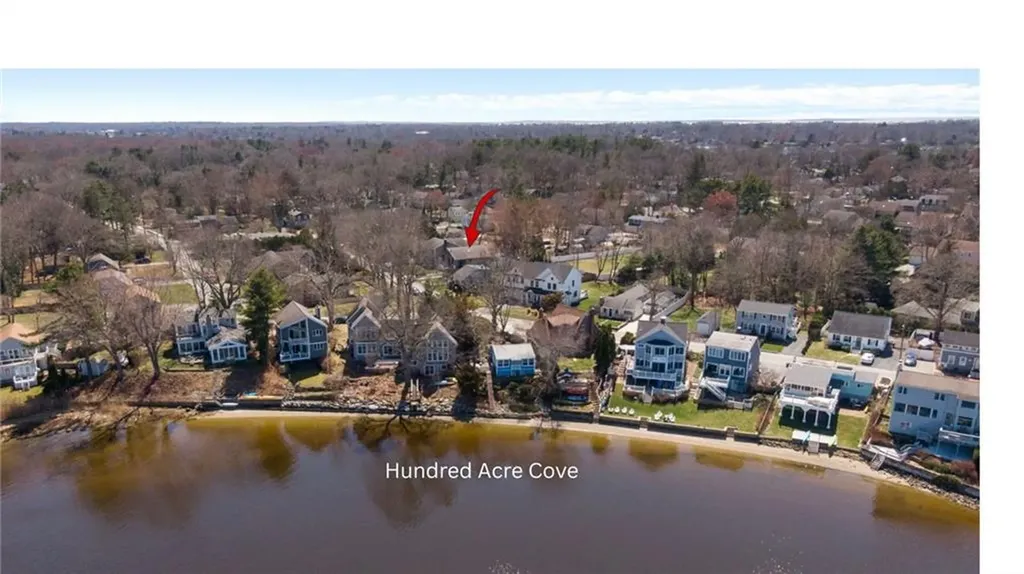 34 Boyce Avenue Barrington RI 02806