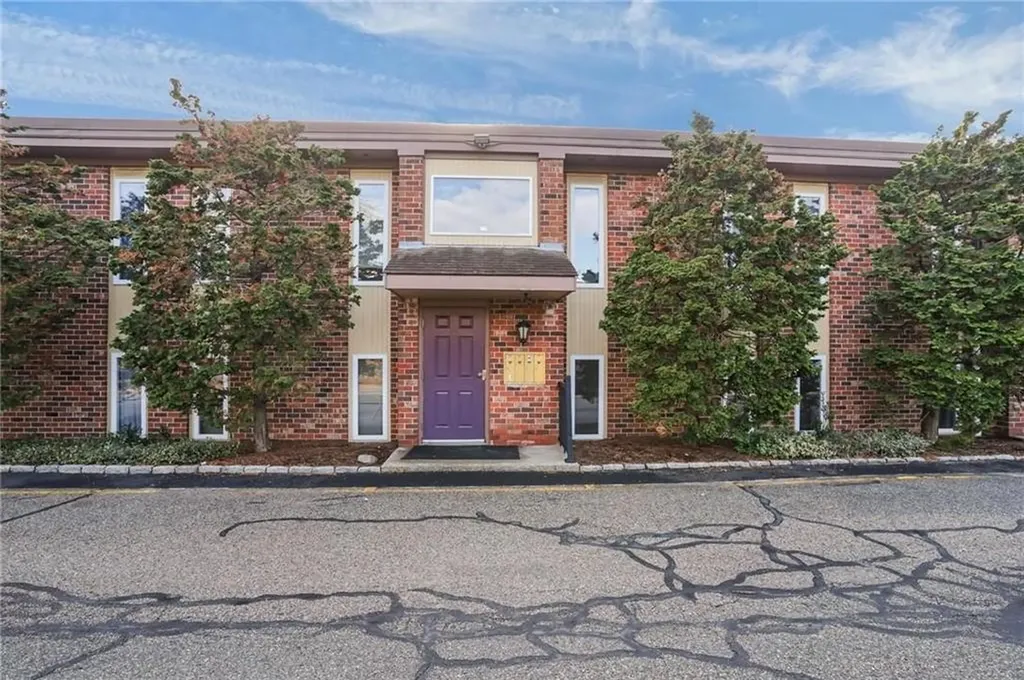 3940 Post Road Warwick RI 02886
