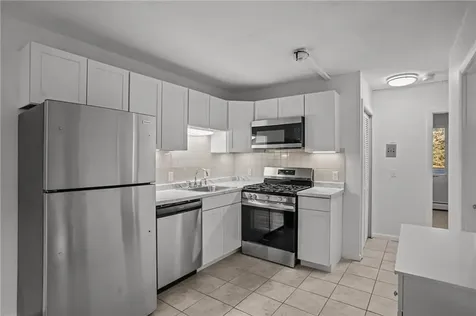 3940 Post Road Warwick RI 02886