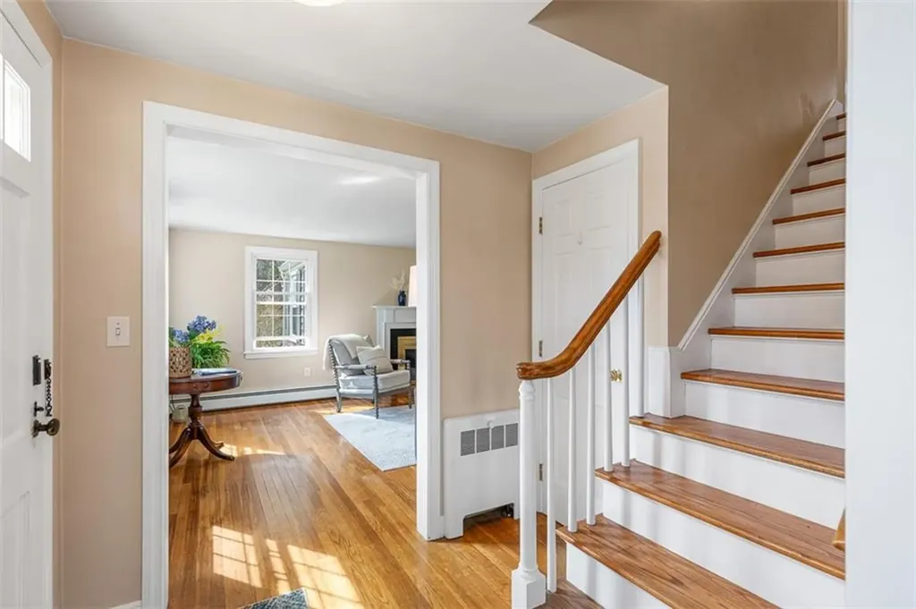 21 Old Chimney Road Barrington RI 02806