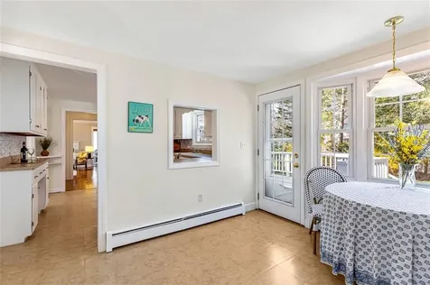 21 Old Chimney Road Barrington RI 02806