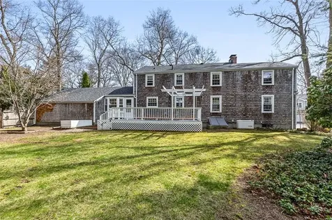21 Old Chimney Road Barrington RI 02806