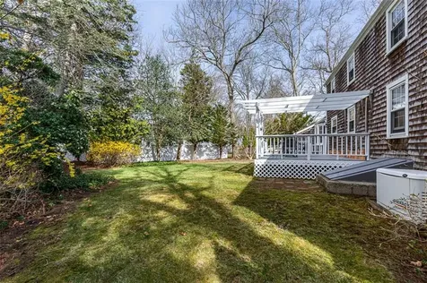 21 Old Chimney Road Barrington RI 02806