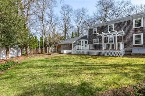21 Old Chimney Road Barrington RI 02806