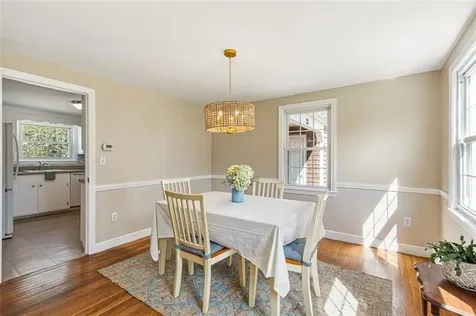 21 Old Chimney Road Barrington RI 02806