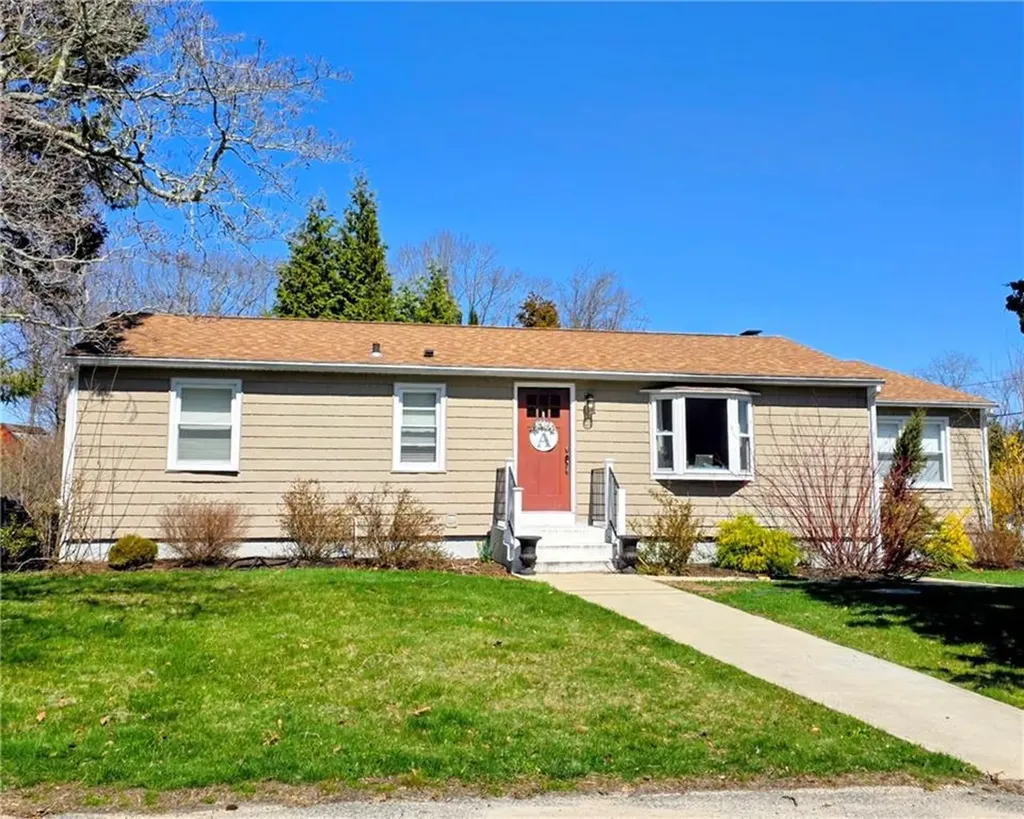 50 Glenham Road Cranston RI 02921