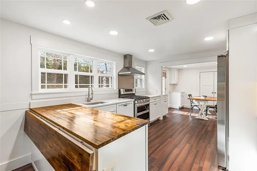 45 Bonnie Brook Drive Cumberland RI 02864