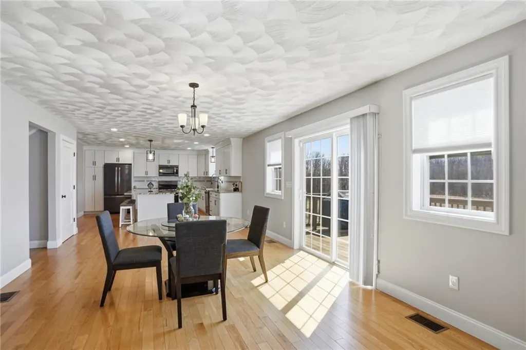 1268 Central Avenue Johnston RI 02919