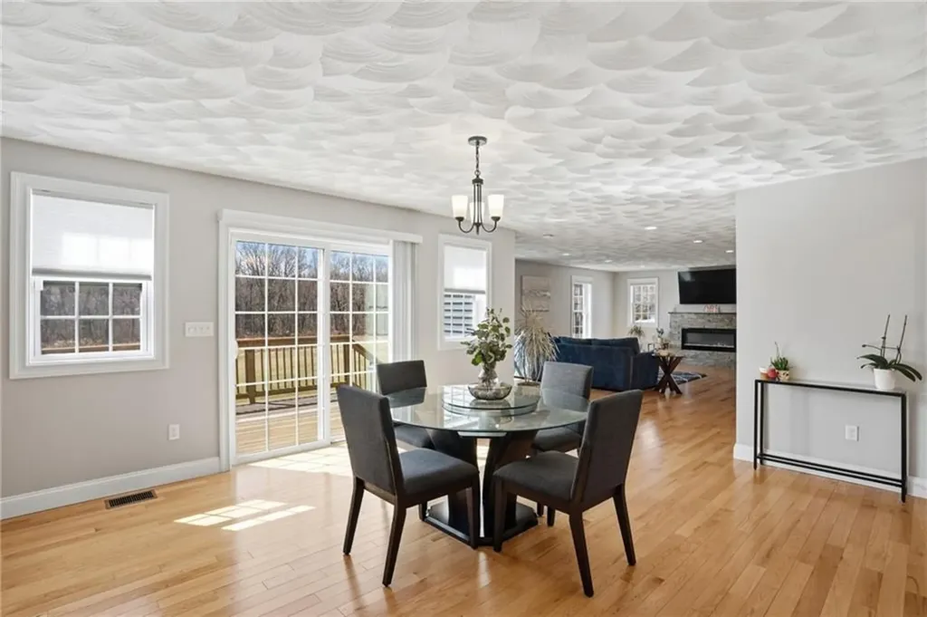 1268 Central Avenue Johnston RI 02919