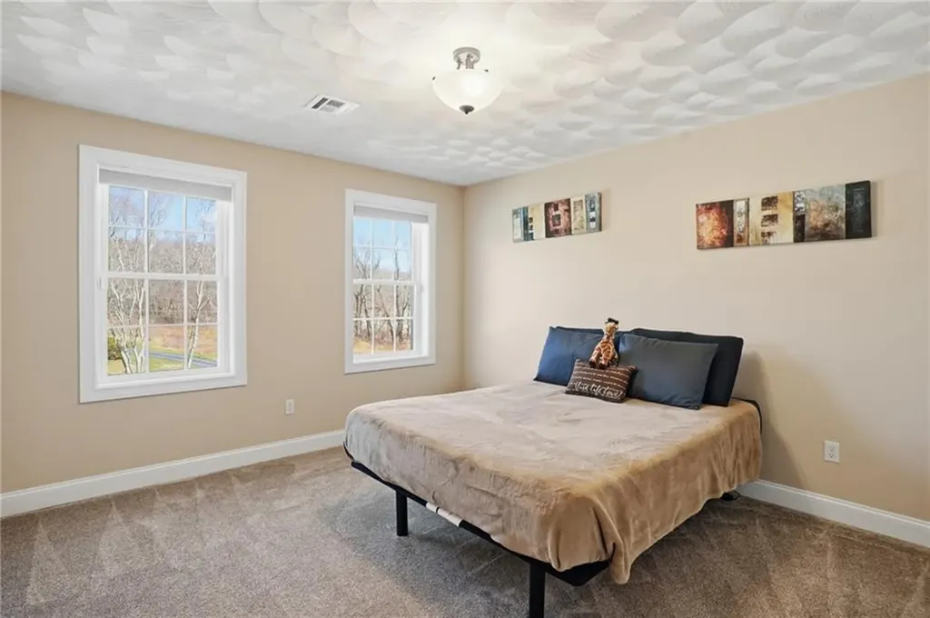 1268 Central Avenue Johnston RI 02919