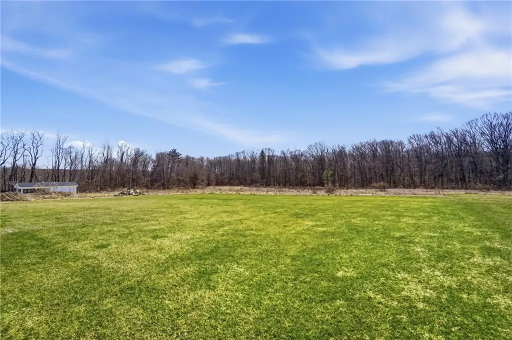1268 Central Avenue Johnston RI 02919