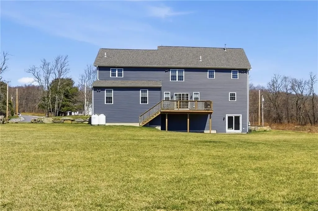 1268 Central Avenue Johnston RI 02919