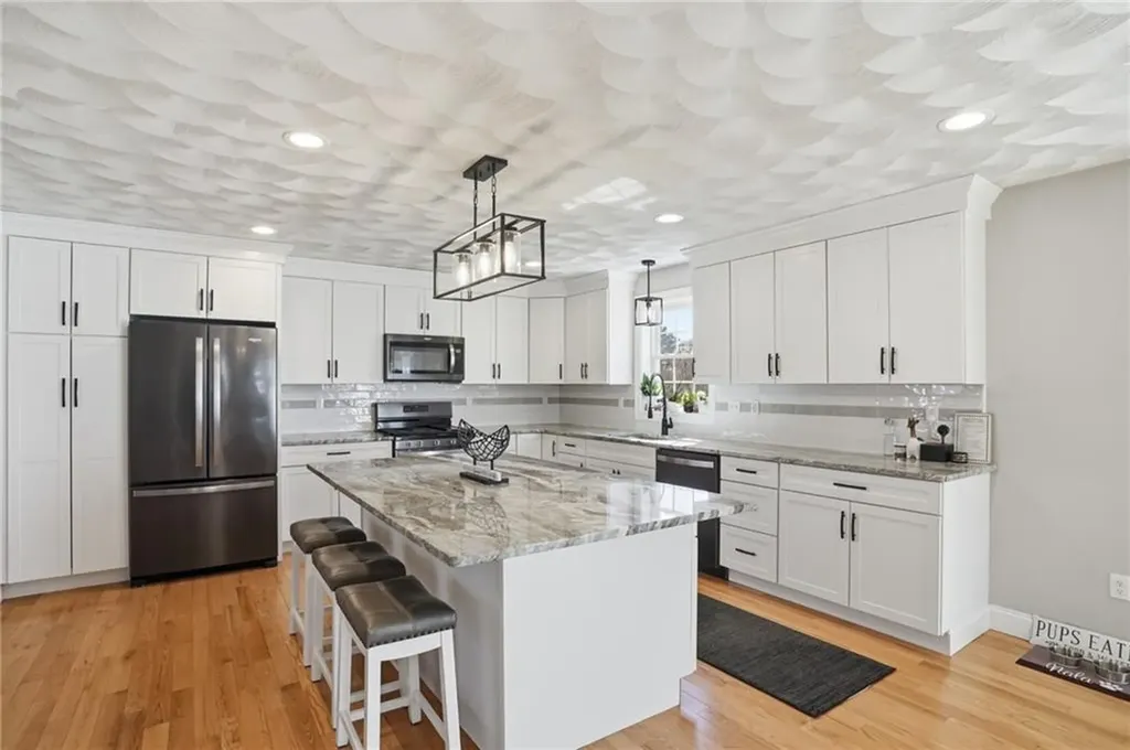 1268 Central Avenue Johnston RI 02919