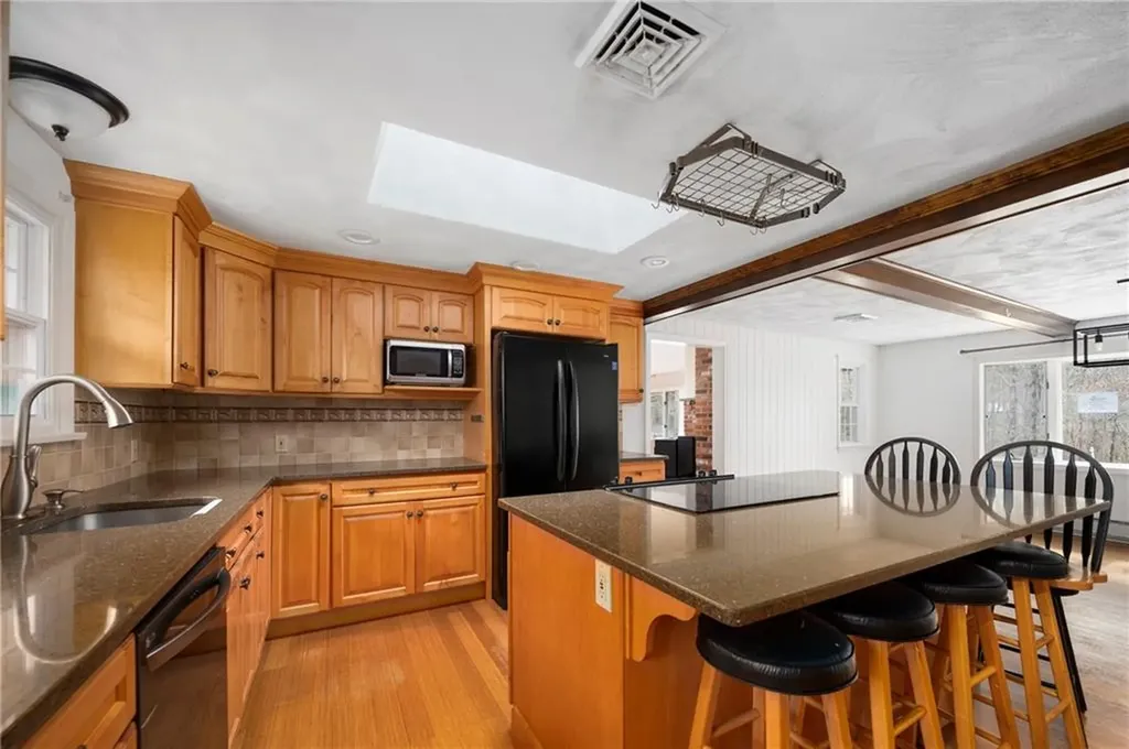 42 Ledge Road Coventry RI 02816
