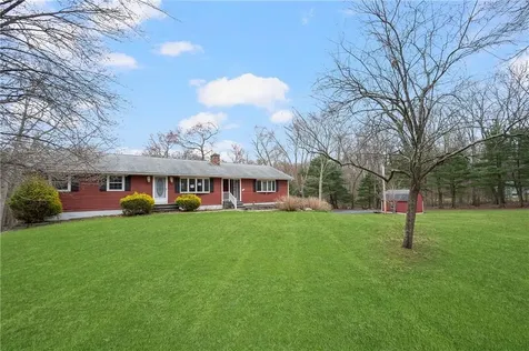 42 Ledge Road Coventry RI 02816