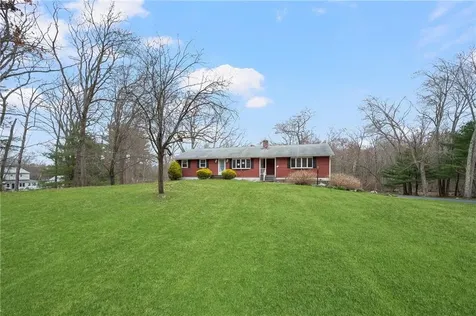 42 Ledge Road Coventry RI 02816