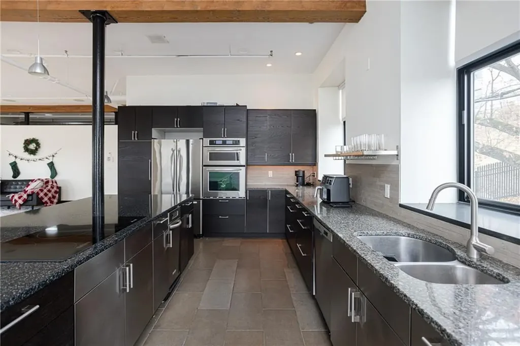 28 Wolcott Street Providence RI 02908