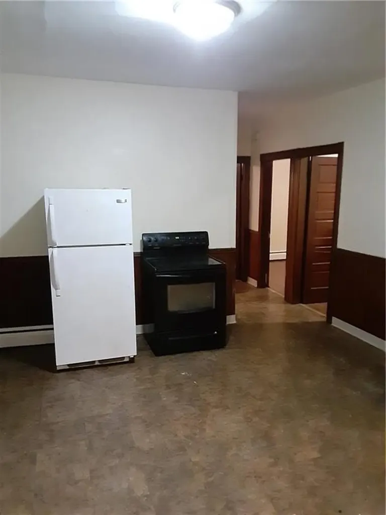 69 Erastus Street Providence RI 02908