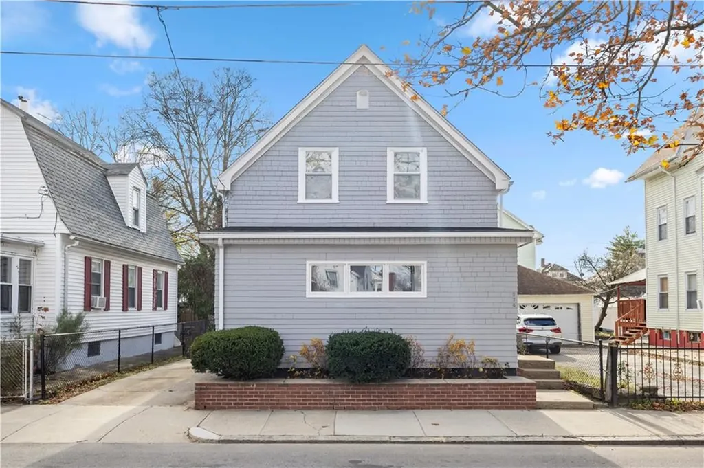 274 Montgomery Avenue Cranston RI 02905