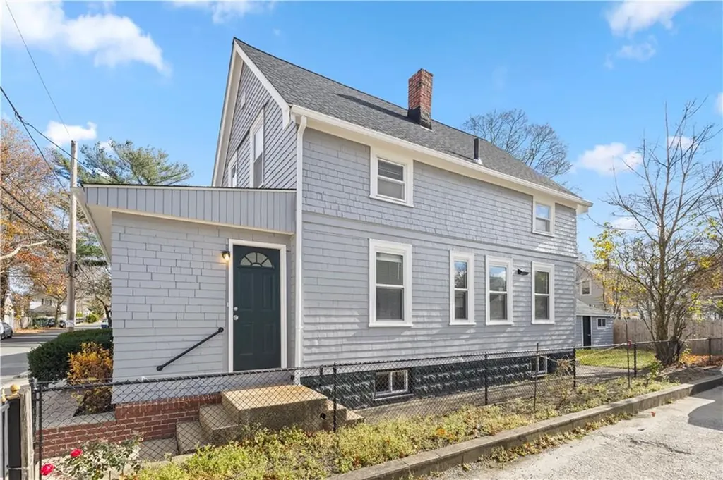 274 Montgomery Avenue Cranston RI 02905