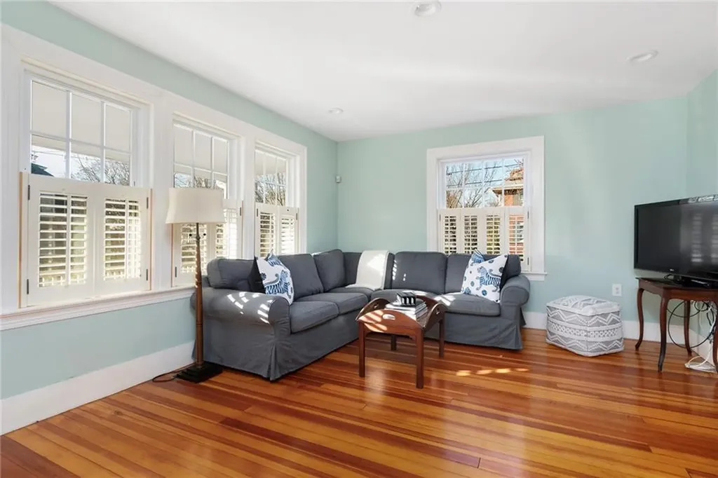 15 Cole Avenue Providence RI 02906