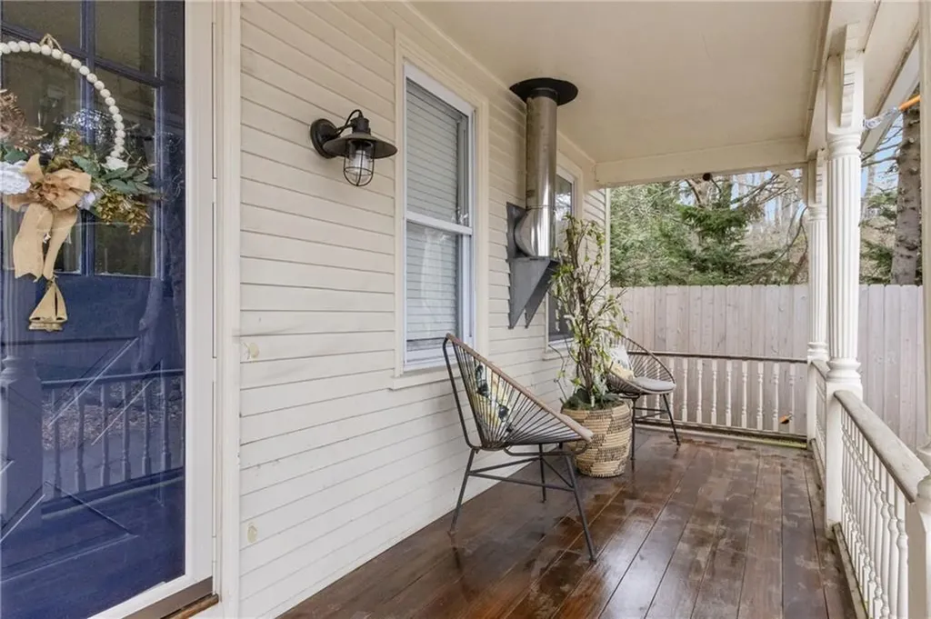 5 Conrad Court Newport RI 02840