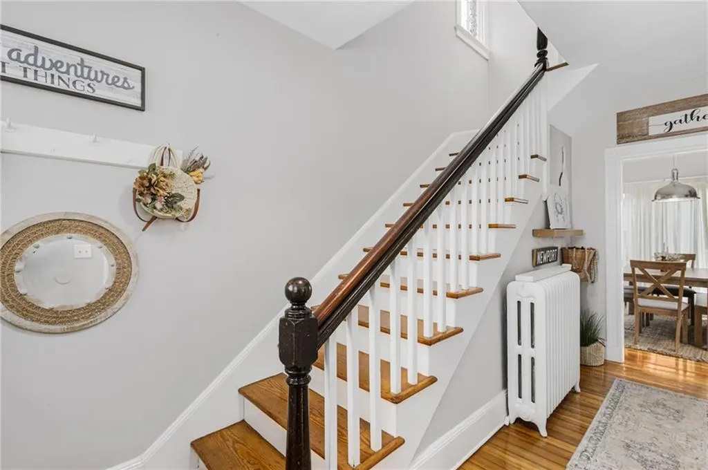 5 Conrad Court Newport RI 02840