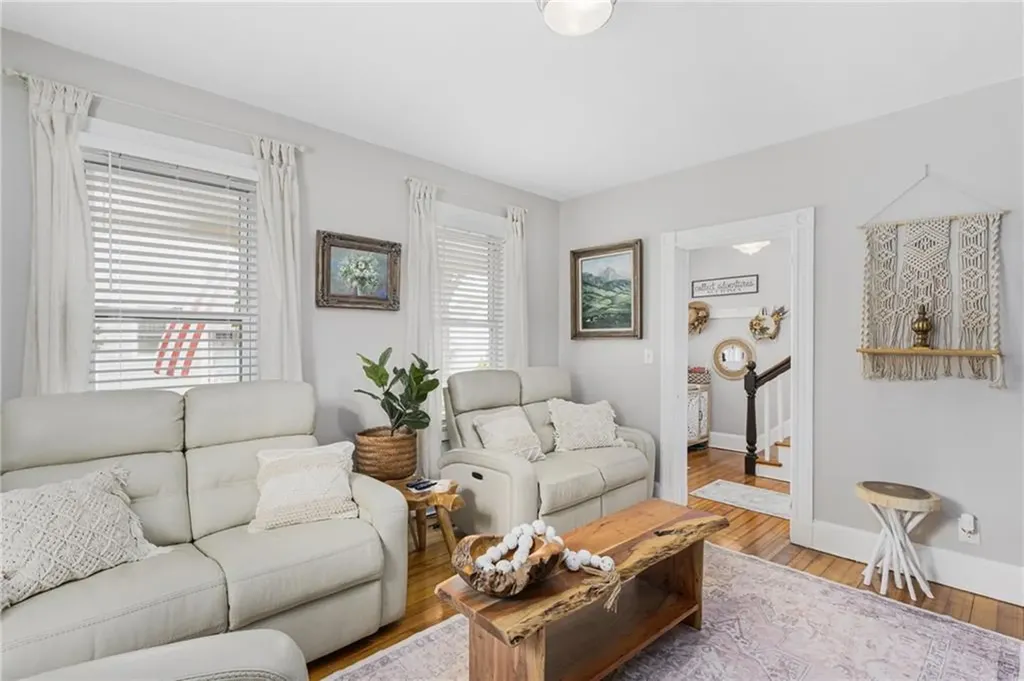 5 Conrad Court Newport RI 02840
