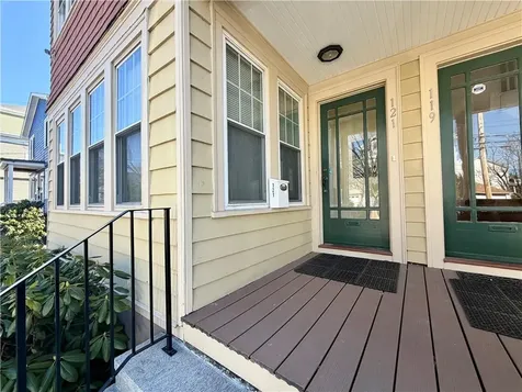 119 121 Fifth Street Providence RI 02906